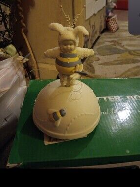 Department 56 snowbabies bee music box